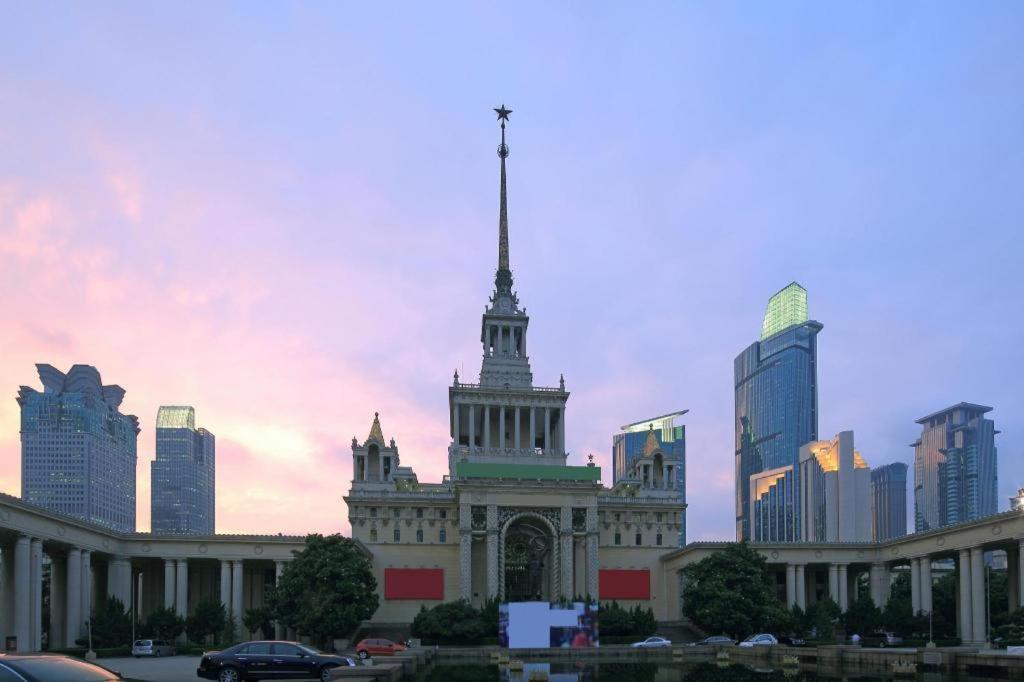 Tian Cheng Hotel Jin Jiang Xangai Exterior foto