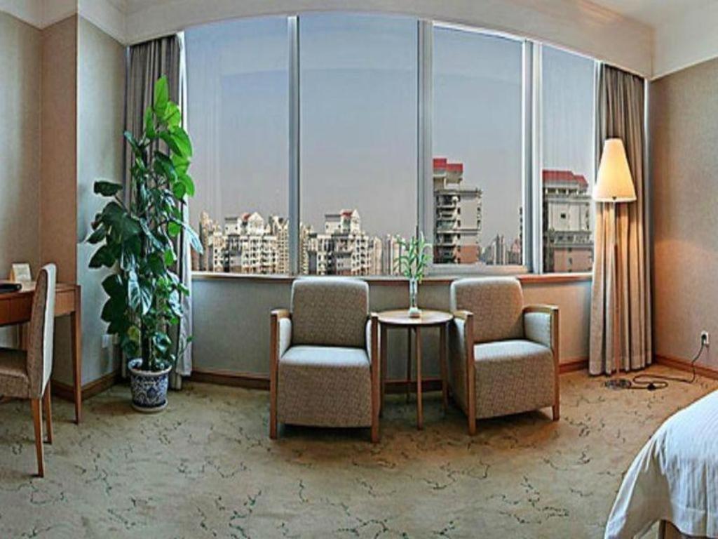Tian Cheng Hotel Jin Jiang Xangai Exterior foto